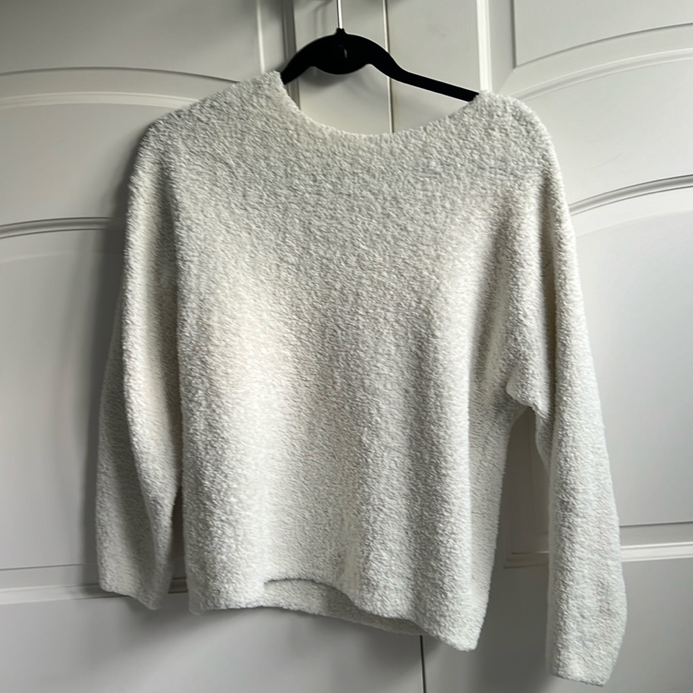 Stars above fuzzy sweater size Medium